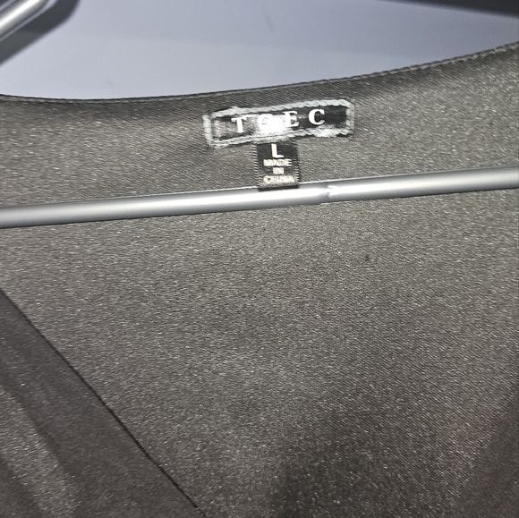 3/20.00. Black sequin romper. - Picture 2 of 9